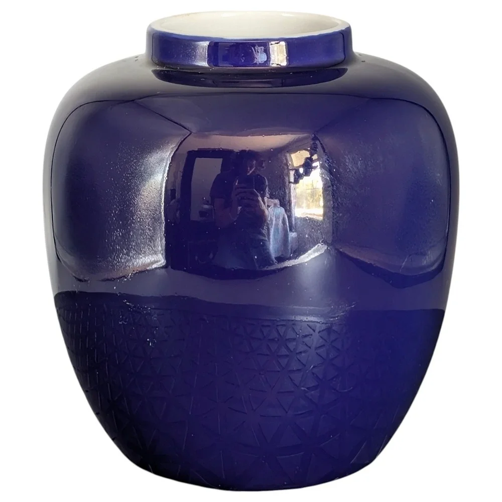 N/A striking cobalt